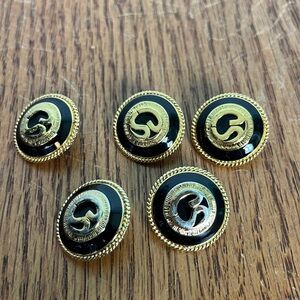 St. John Replacement Buttons spare buttons Set of 5